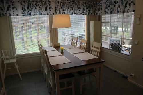 Pyh�kirnu Cottage