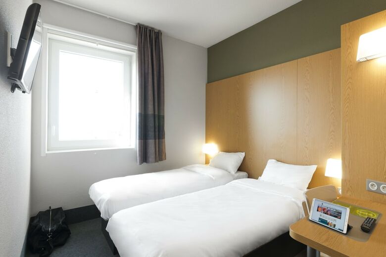 Hotel B&B H�tel La Roche-sur-yon