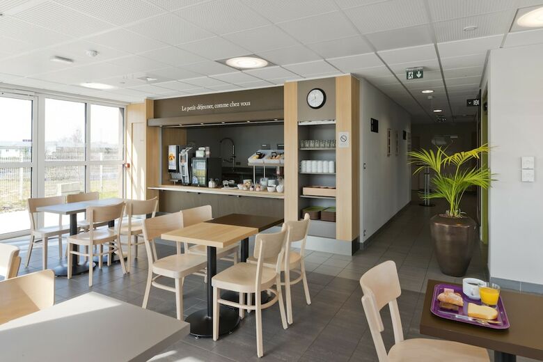 Hotel B&B H�tel La Roche-sur-yon