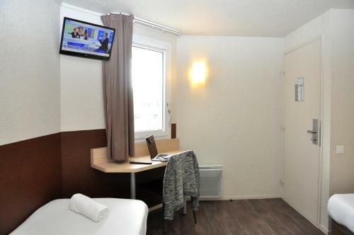 Brit Hotel Caen Mondeville