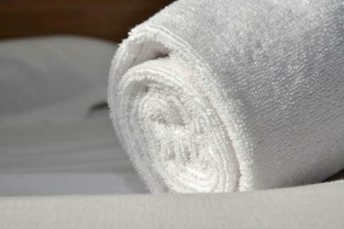 Brit Hotel Caen Mondeville