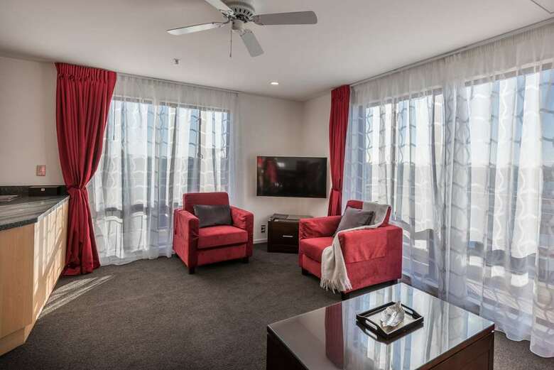 Hotel Scenic Suites Christchurch