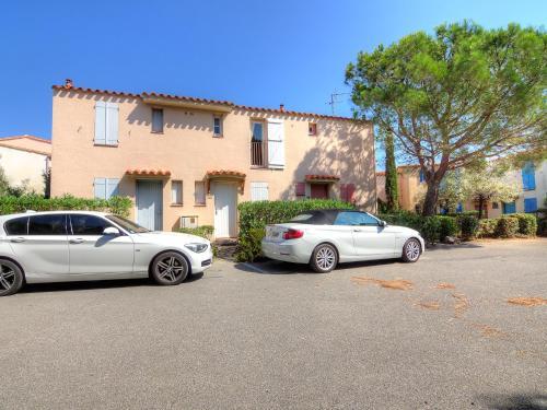 Apartamento Holiday Home Marina 1.3