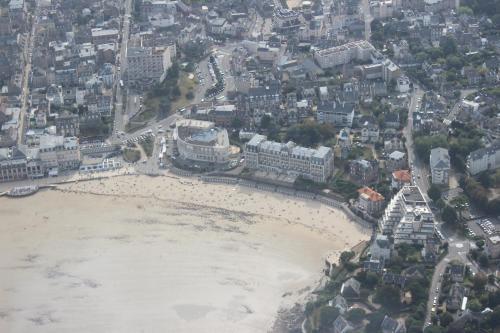 Hotel Le Crystal Dinard Plage