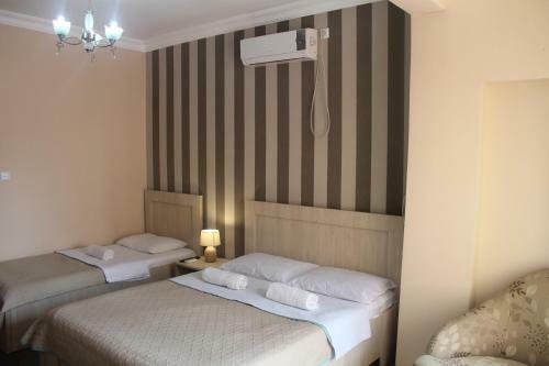 Hostal Deluxe Guest House