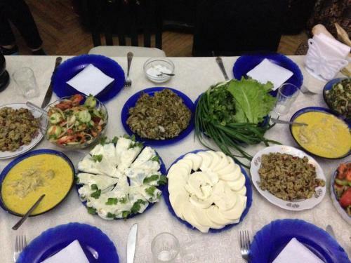 Hostal Kipiani Guest House