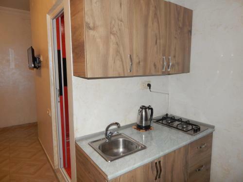 Hostal Hotel Batumi Inn