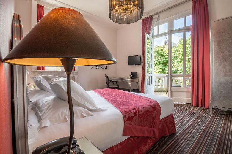 Hotel Villa 81