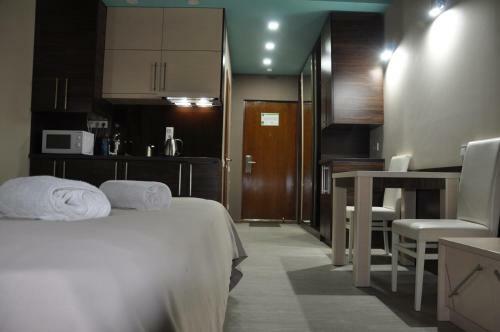 White Sail Apartments