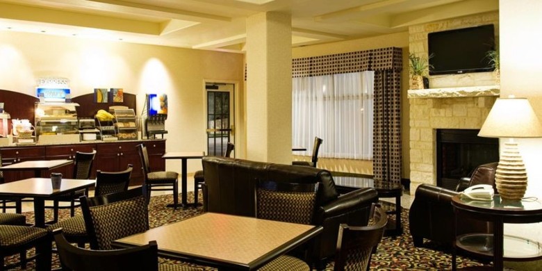 Holiday Inn Express Hotel & Suites San Antonio