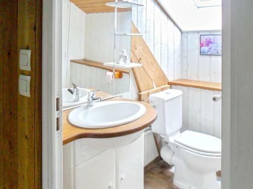 Holiday Home Kergroix