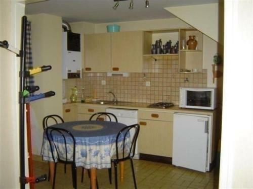 Apartment Rue J. D'arc