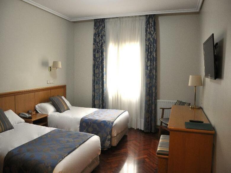 Hotel Crunia
