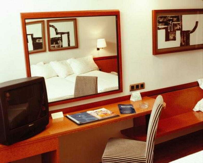 Hotel Ciudad De Castelldefels