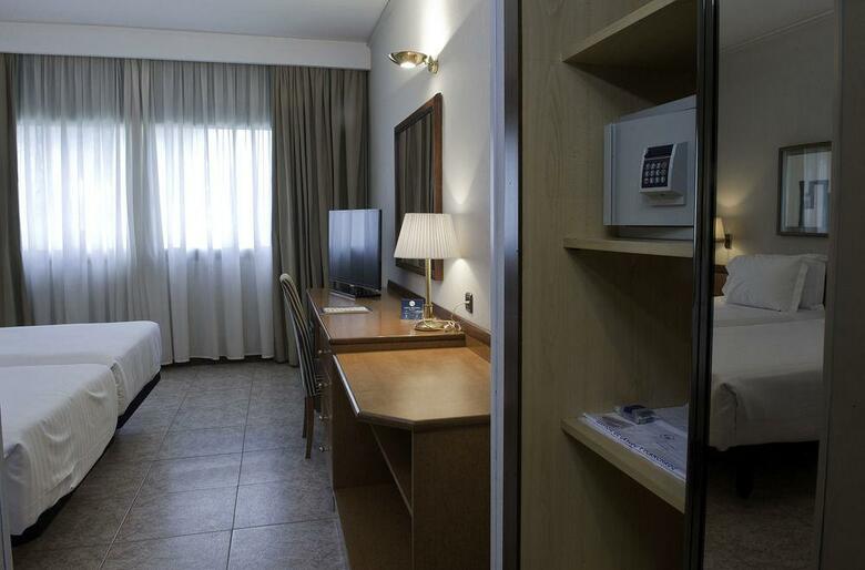 Hotel Ciudad De Castelldefels