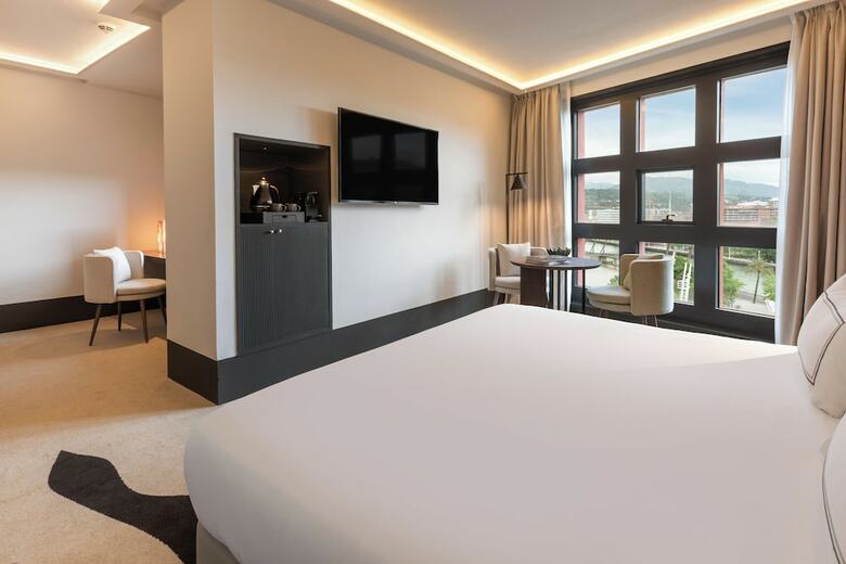 Hotel Meli� Bilbao