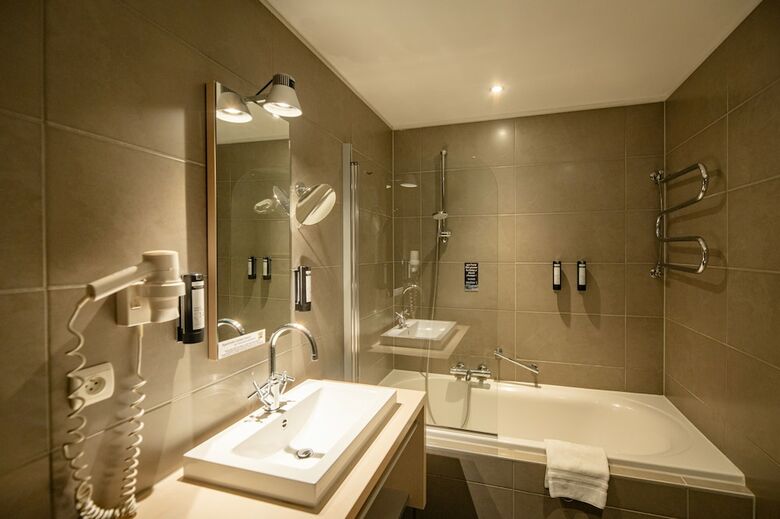 Best Western Plus Hotel Casteau Resort Mons