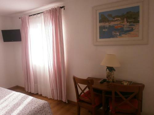 Hotel H�tel Le Clos Des Pins