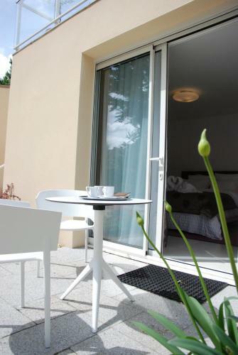 Hotel H�tel Victor Hugo