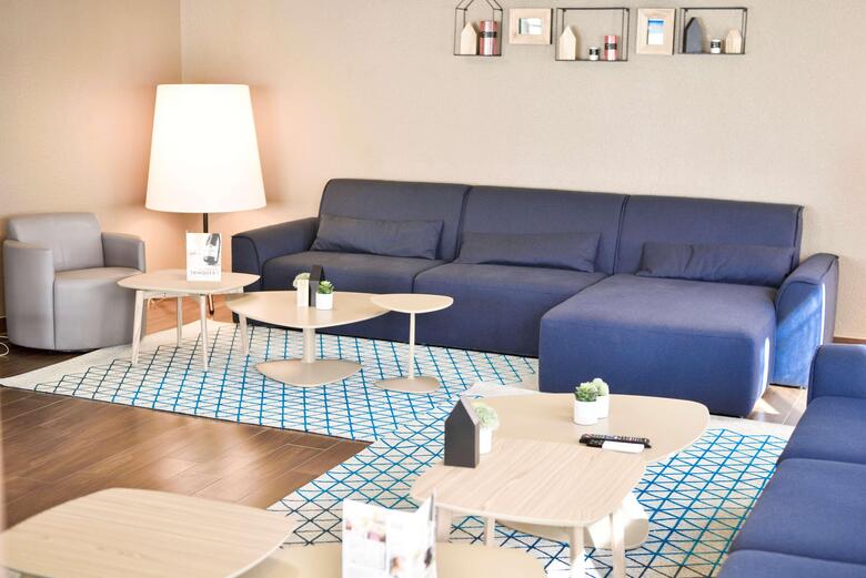 Hotel Campanile Clermont-ferrand ~ Riom