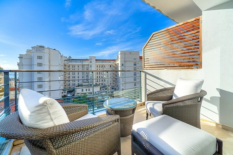 Aparthotel Residence Carlton Riviera