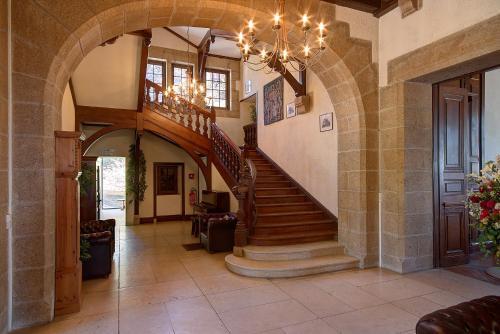Hostal Ch�teau Du Doux- Holiday Apartments