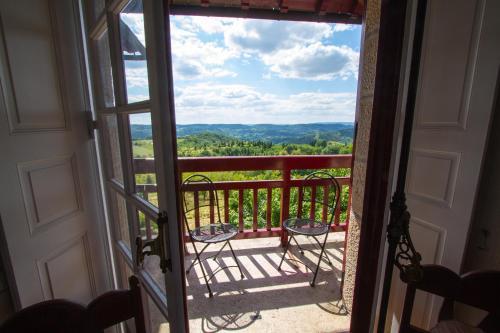 Hostal Ch�teau Du Doux- Holiday Apartments