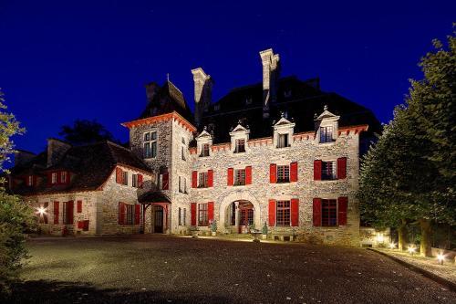 Hostal Ch�teau Du Doux- Holiday Apartments