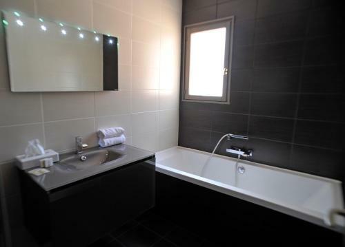 Logis Hotel Le Lonca