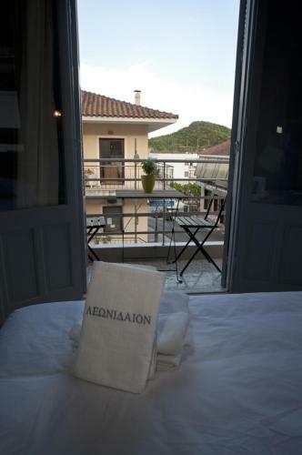Hostal Leonidaion Guesthouse