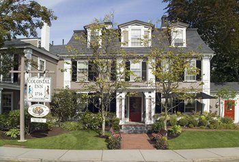 Hotel Concord's Colonial Inn