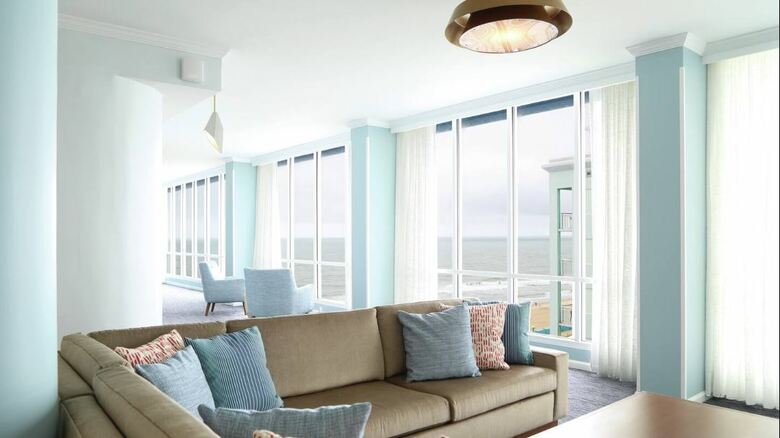 Hotel Quality Inn & Suites Beachfront