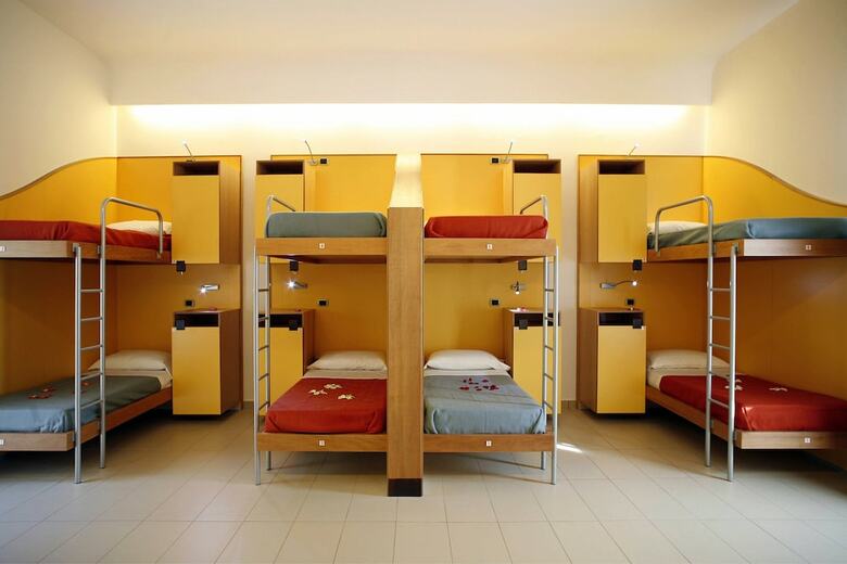 Hostal Seven Hostel