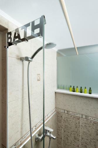 Villa Splantzia - Heated Pool - Garden - 2 Min Harbor