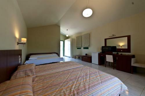 Skiathos Club Hotel & Suites