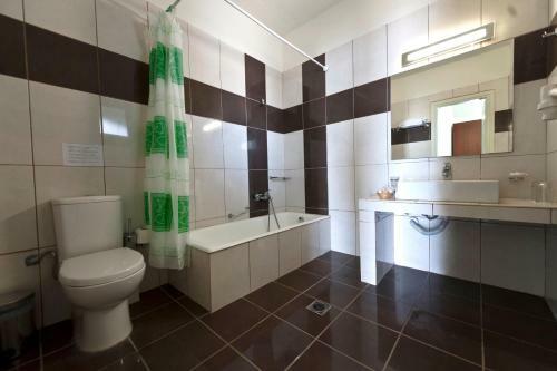 Skiathos Club Hotel & Suites