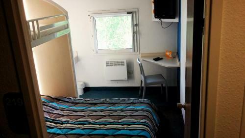 Hotel F1 Angers Ouest - Beaucouze