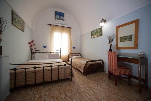 Hostal Lefteris Traditional Rooms