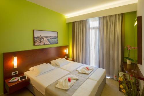 Hotel Oscar Suites & Village