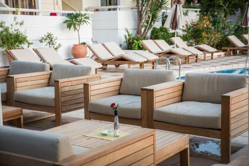 Hotel Oscar Suites & Village