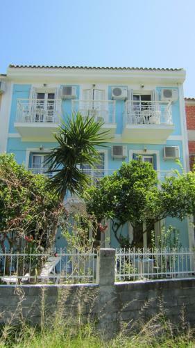 Hostal G. Sandalis Hotel