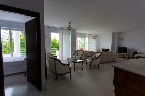 Maria Luxor Villa