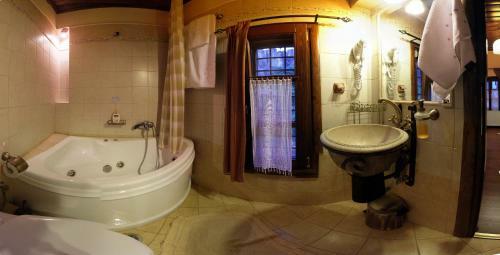 Hostal Petrino Guesthouse
