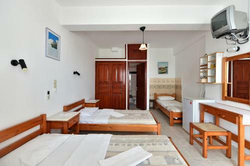 Hostal Nikolas Naousa Guesthouse