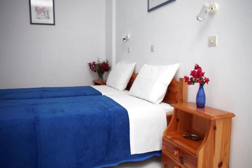 Hostal Semprou Rooms