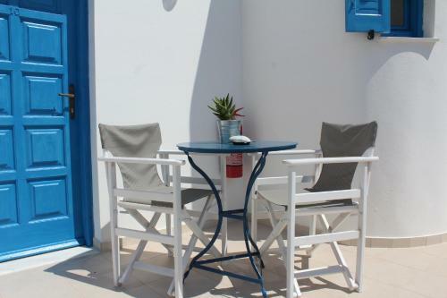 Hostal Semprou Rooms