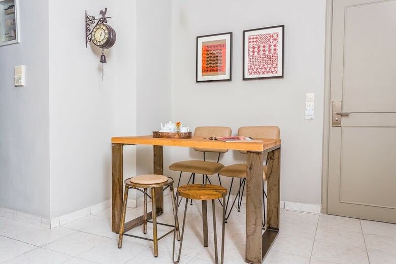 Apartamento Aris Athens Suites
