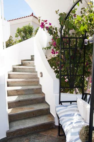 Nautilus Nontas Hotel