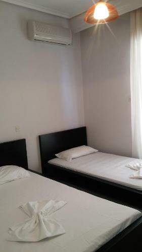 Philippos & Maria Apartments