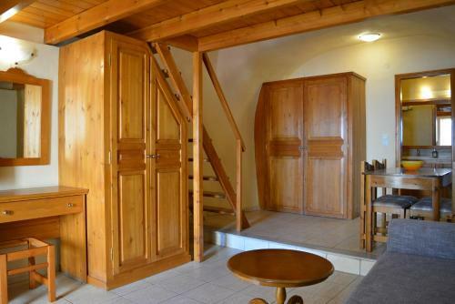 Apartamento Anemomilos Suites